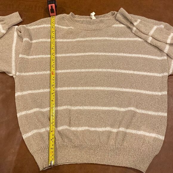 Shop Impressions Women’s Lightweight Striped Sweater Size Small Medium NWOT - Picture 5 of 8